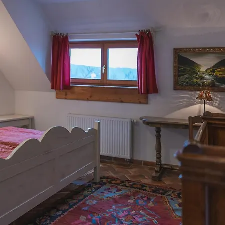 Guesthouse Novak Dvor Exterior photo